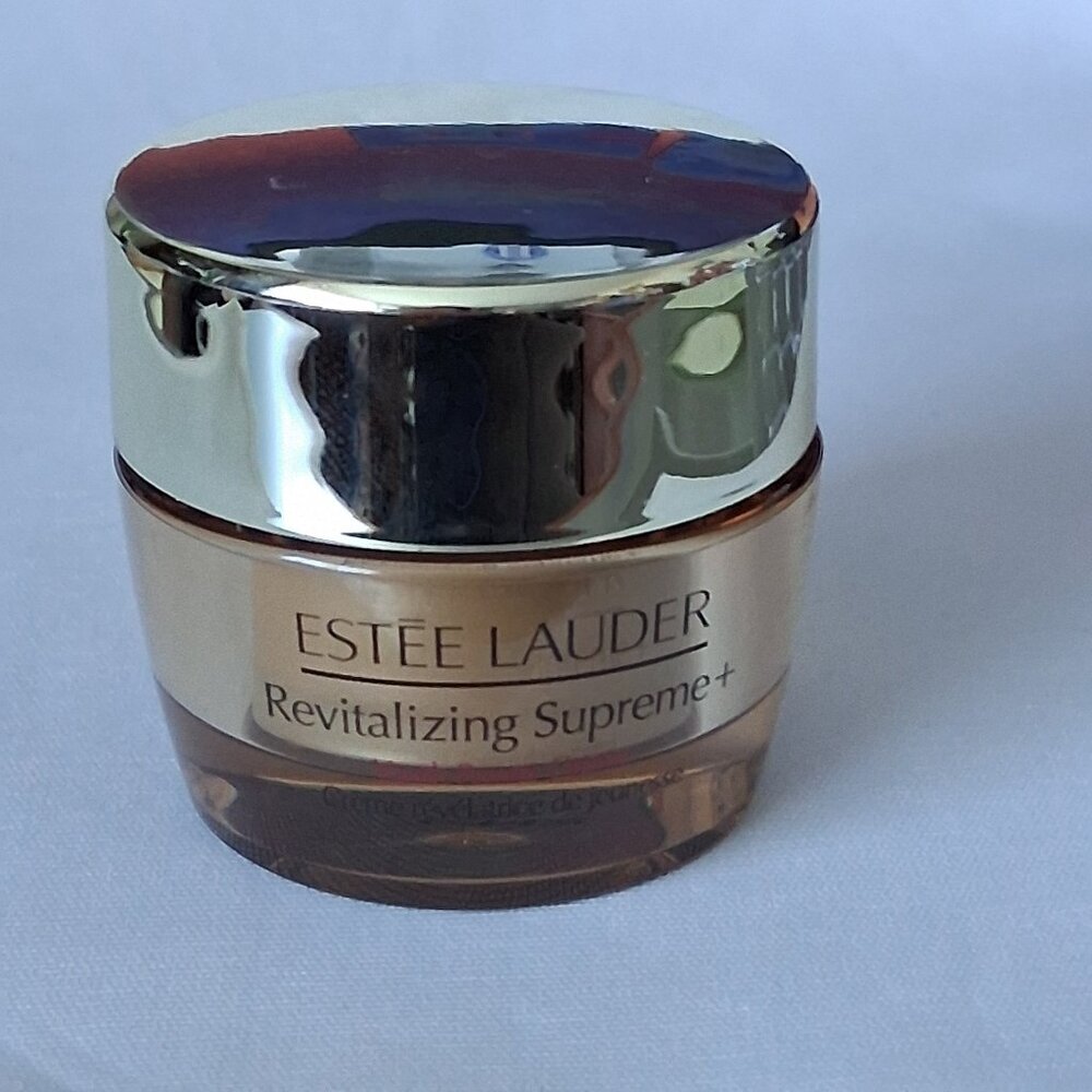 Estee Lauder Revitalizing Supreme + Youth Power Creme .5 oz/15 ml  NEW